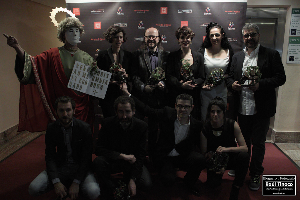 16812514566_a899fe373a_b