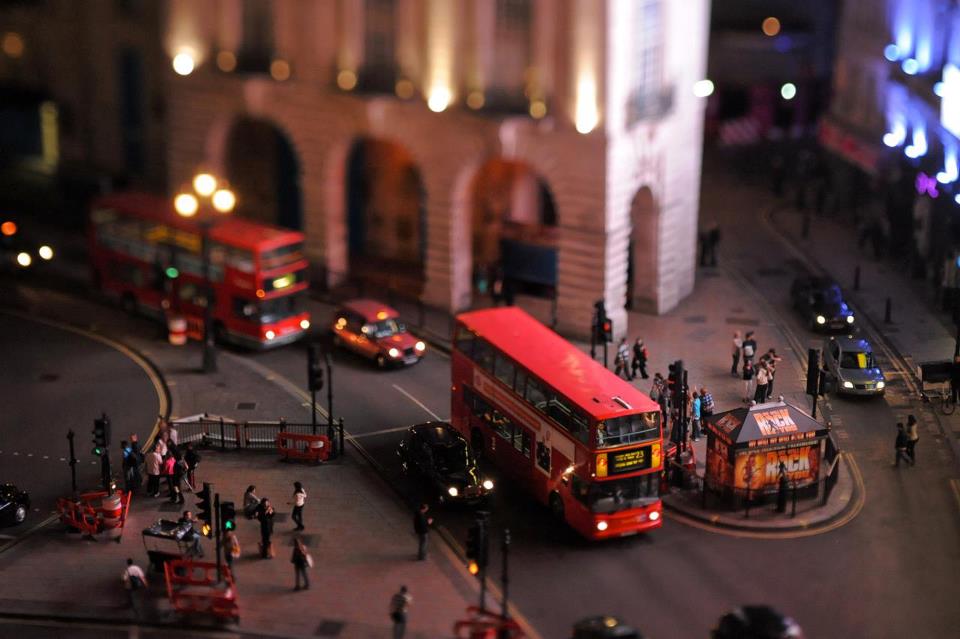 430536_341482372561124_301977911_n